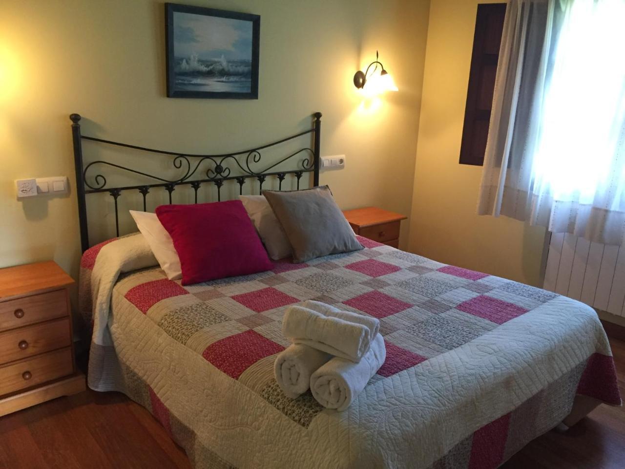 וילאביצ'יוסה Apartamentos Rurales Azabache מראה חיצוני תמונה