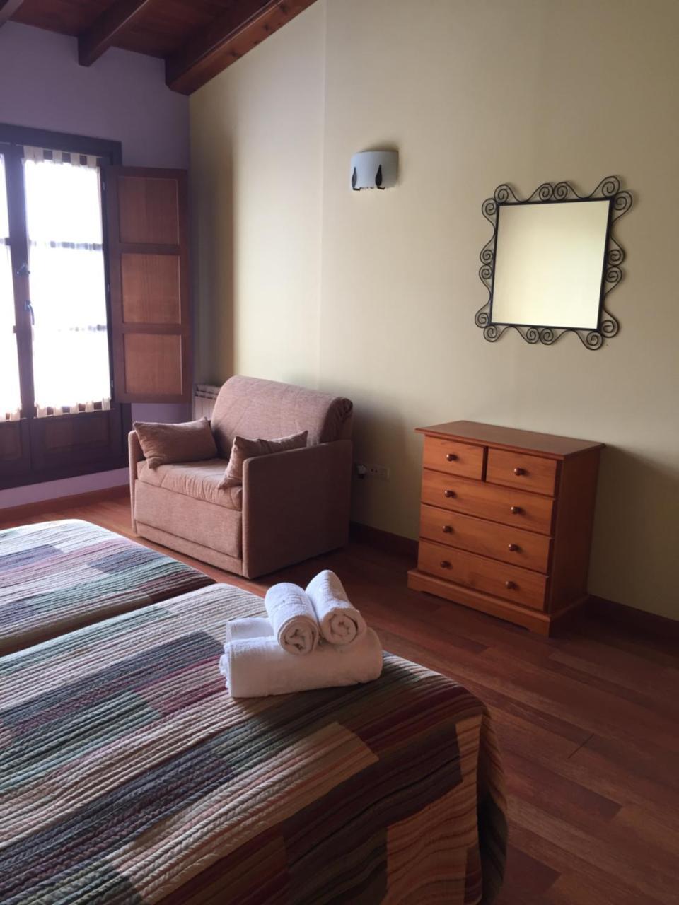 וילאביצ'יוסה Apartamentos Rurales Azabache מראה חיצוני תמונה