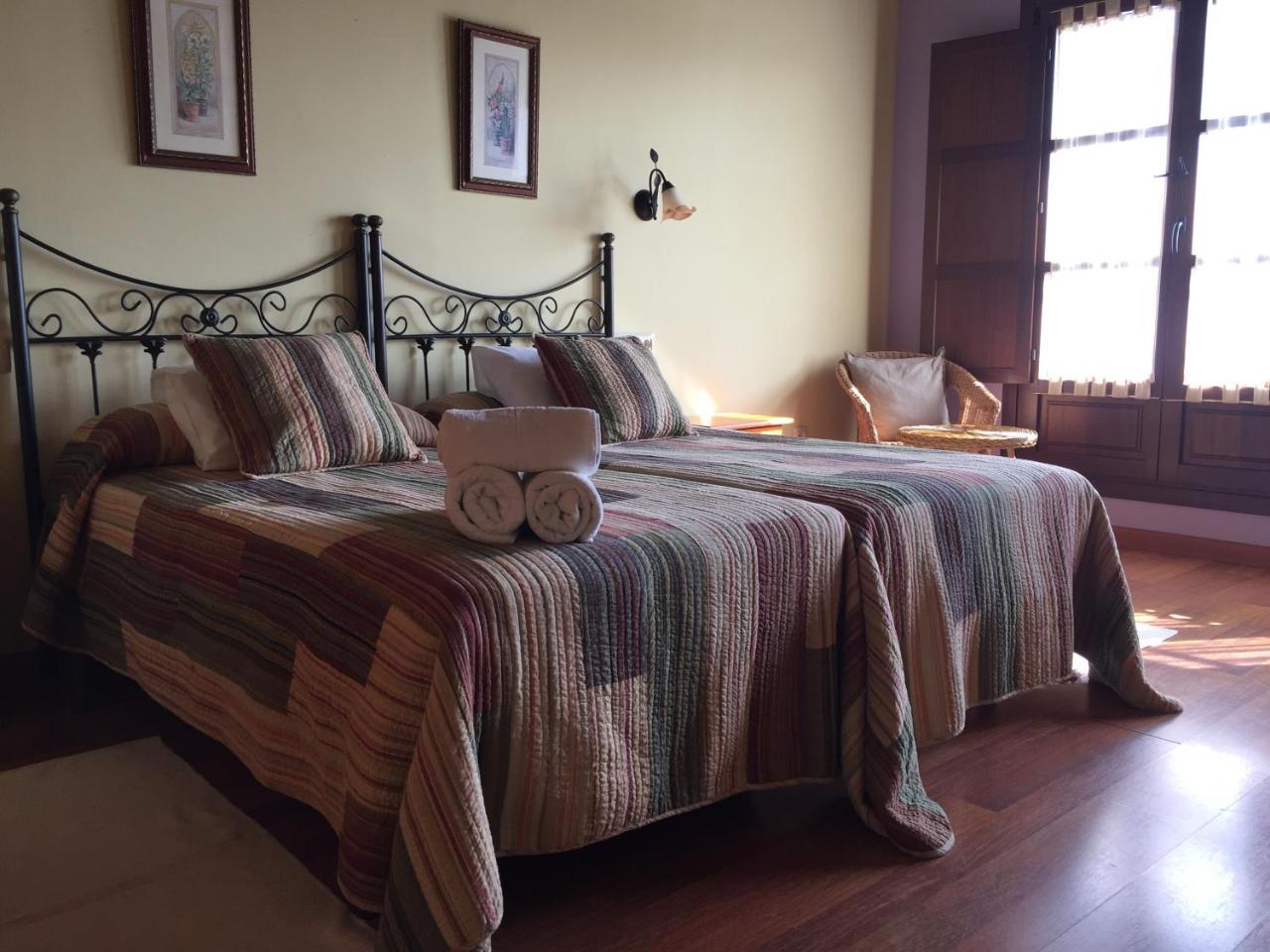 וילאביצ'יוסה Apartamentos Rurales Azabache מראה חיצוני תמונה