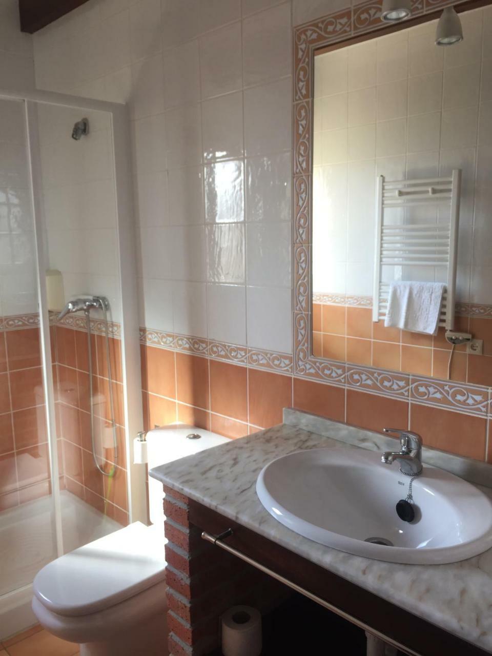 וילאביצ'יוסה Apartamentos Rurales Azabache מראה חיצוני תמונה